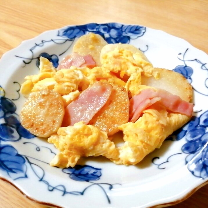 長芋と卵とベーコンの炒め物